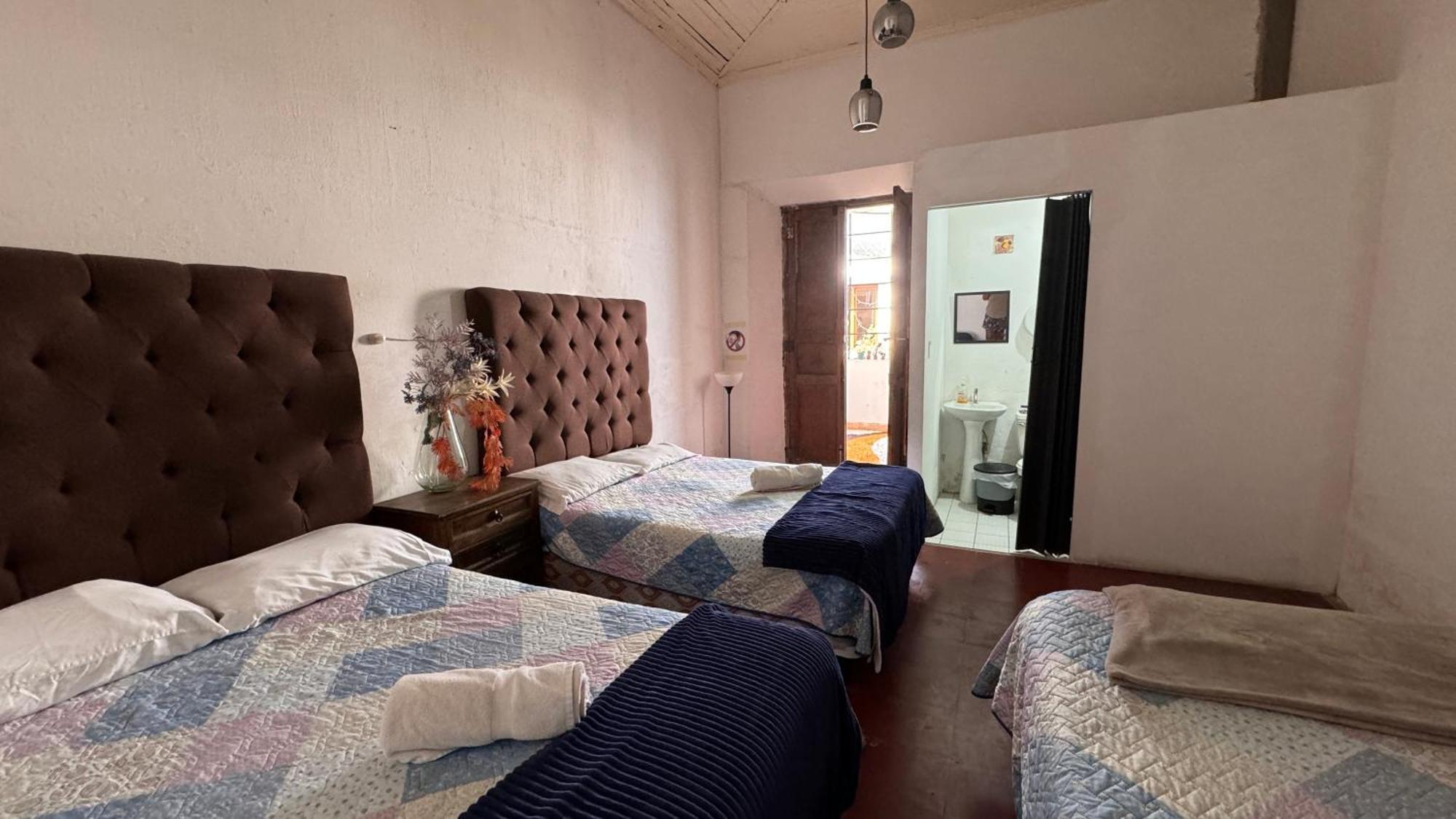 Casa De Las Flores Guatemala City Ngoại thất bức ảnh